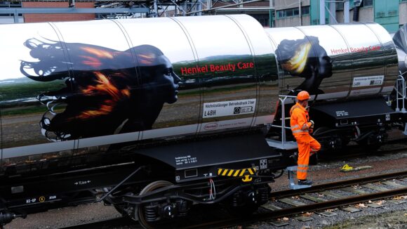 Cutting-edge Transport Management System for Henkel